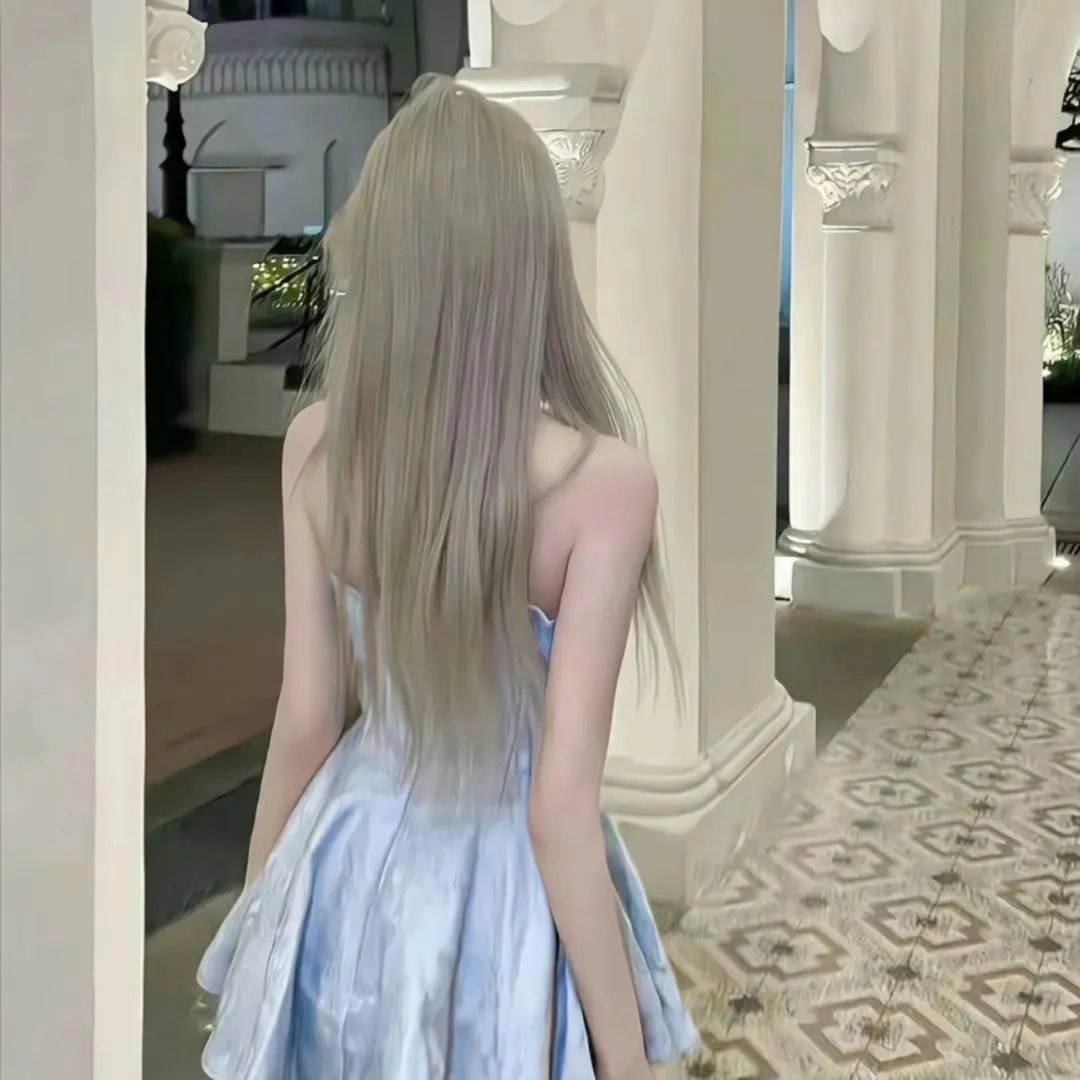 间奏曲海报